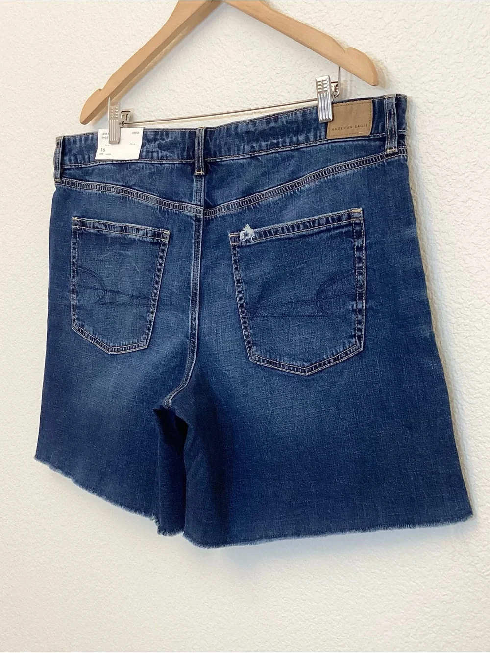 American Eagle 16 NWT Baggy Denim Shorts Women's Low-Rise Stretch 2025